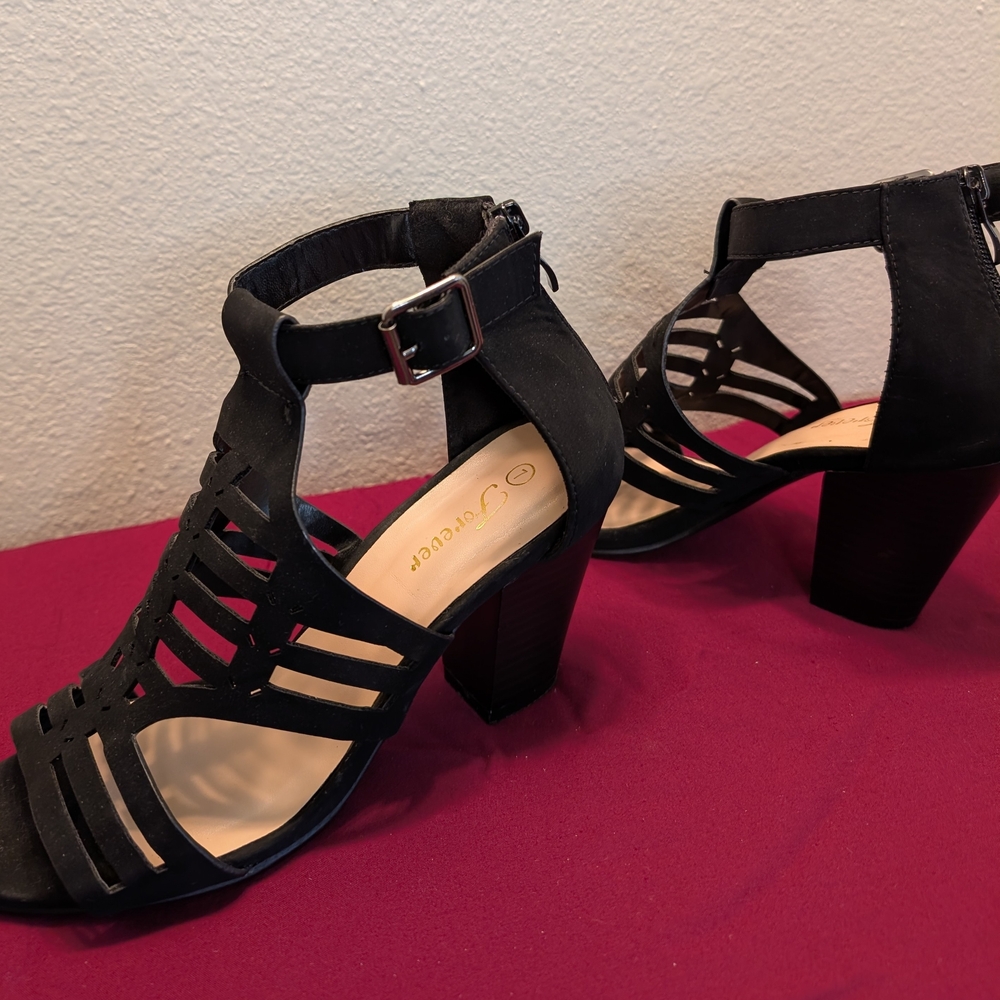 Chic Black Cutout Heels by Forever